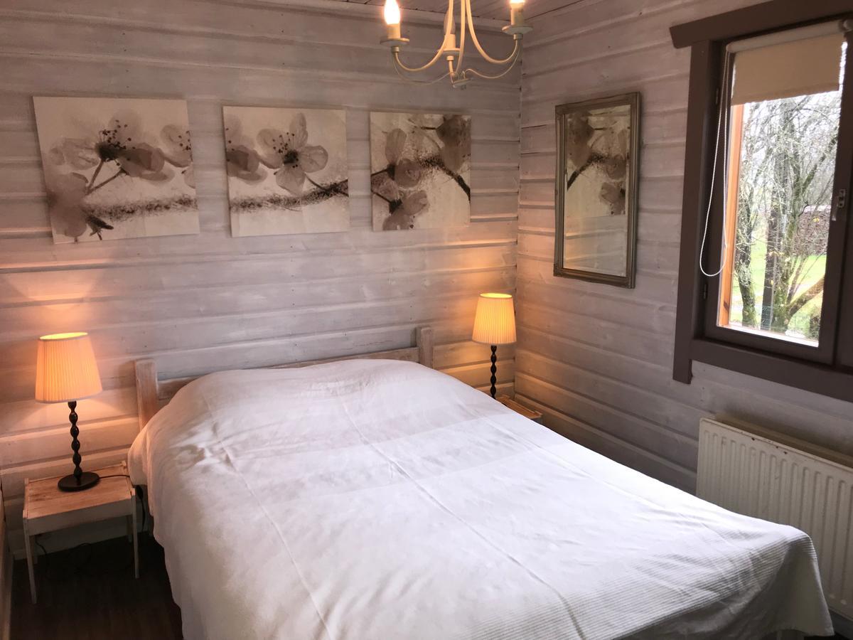 Chalet De Charme Rochehaut Bagian luar foto